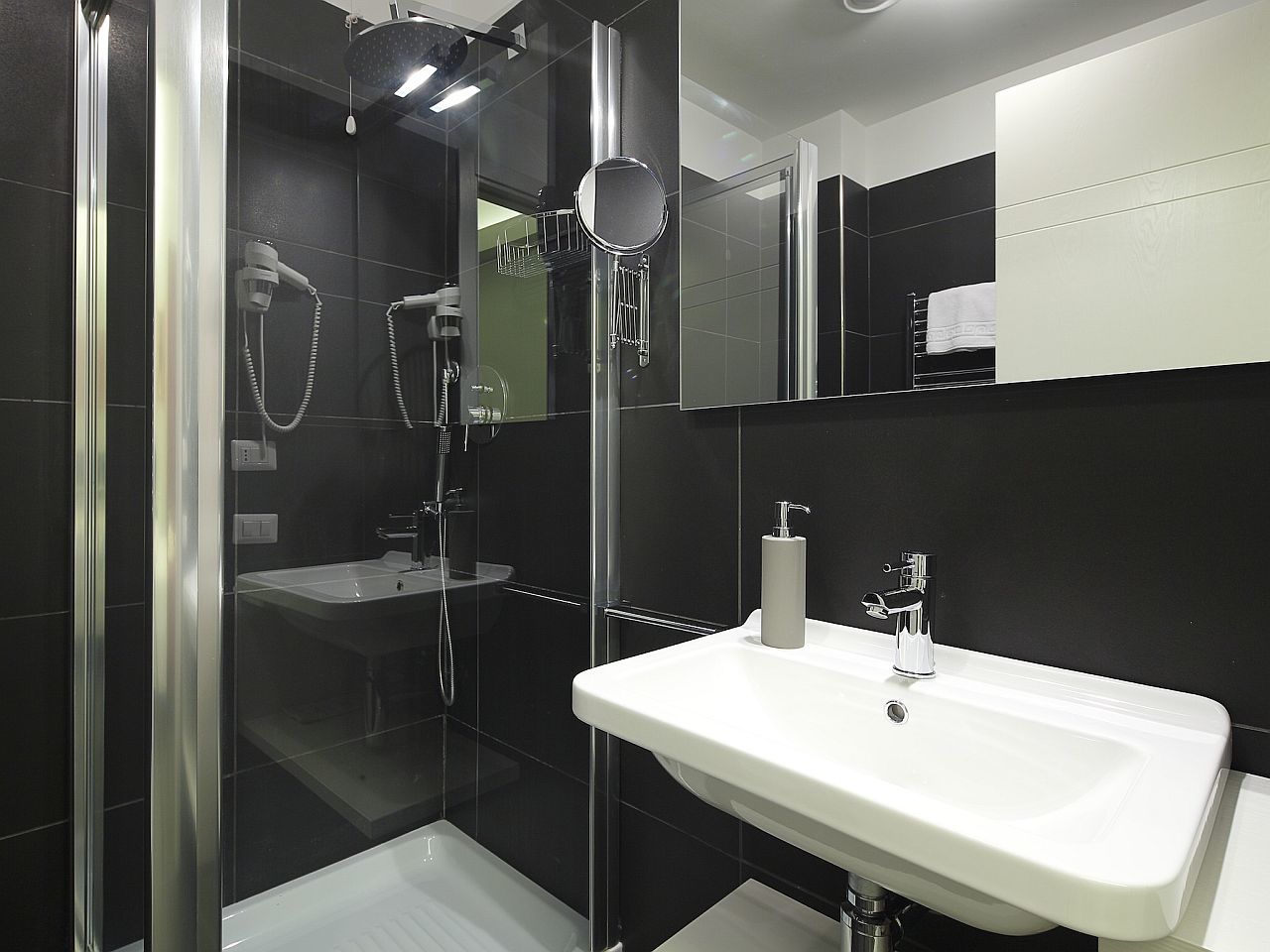 Nearhome Smart Suites Guest House Rome Exterior photo